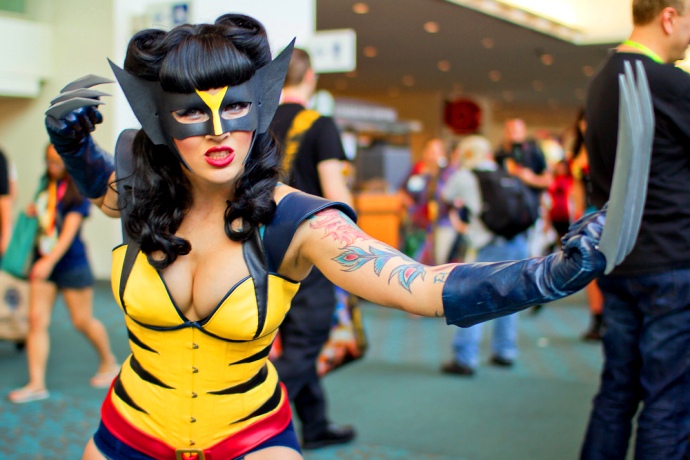 ¿Nos invaden los falsos nerds? Las chicas cosplay y la ira de Tony Harris
